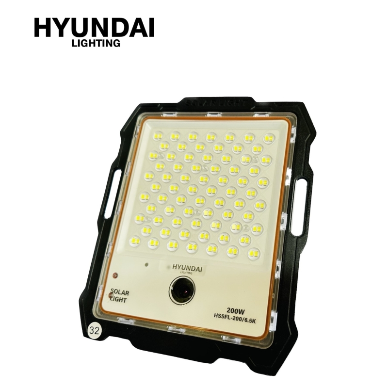 Đèn pha giám sát NLMT HSSFL-200/6.5K. Hiệu: HYUNDAI